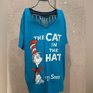 Women’s (2XL) Dr. Suess Cat in the Hat tee